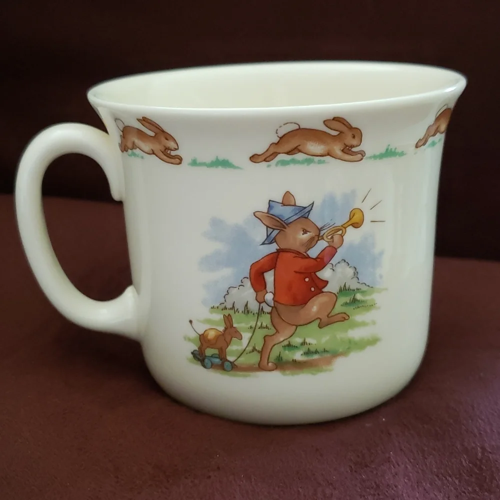 Vintage Royal Doulton Bunnykins Tableware LTD 1936 English Fine Bone China Mug - Picture 2 of 4